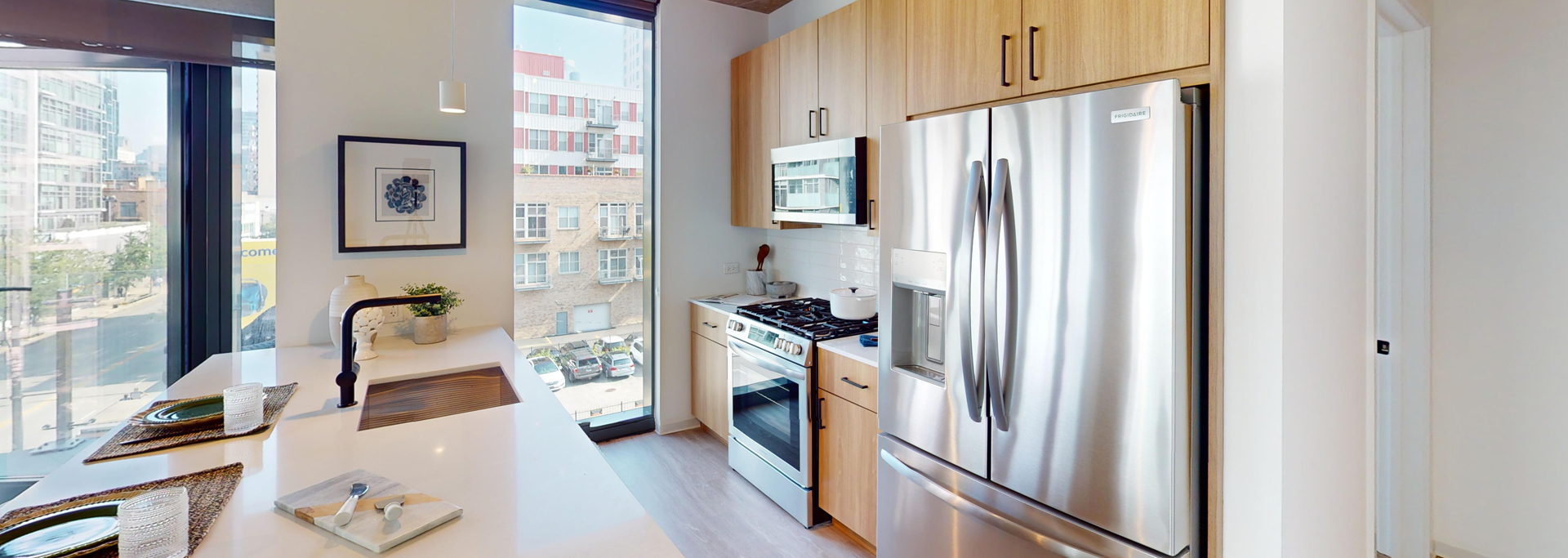 Chicago South Loop Apartment Kitchen