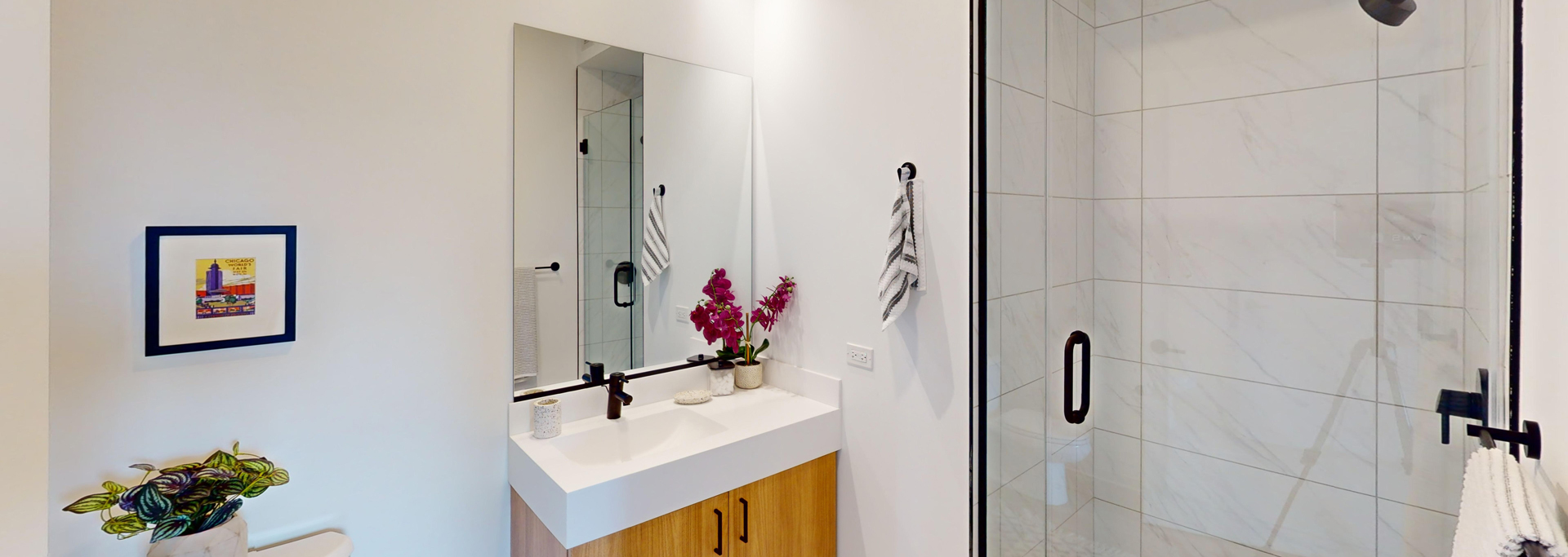 Chicago South Loop Apartment Bathroom