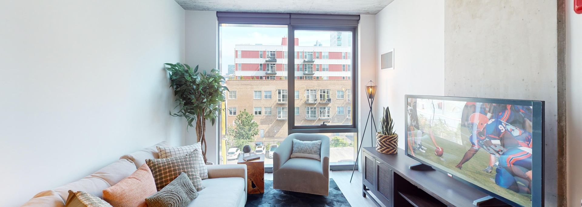 1717-S-Michigan-Ave-Unit-405-Living-Room 1